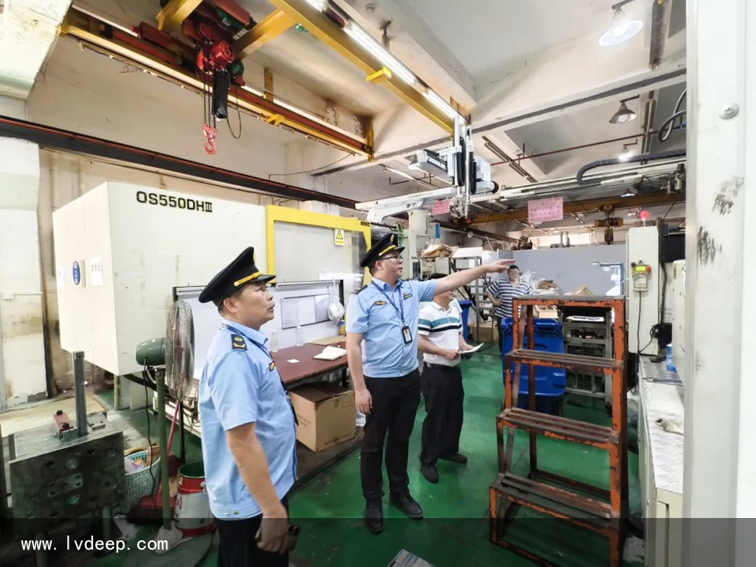 廢氣處理設備“形同虛設”？嚴查！（難以置信）