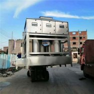 東鴻環(huán)境不銹鋼系列廢氣處理設備連發(fā)三車進場安裝