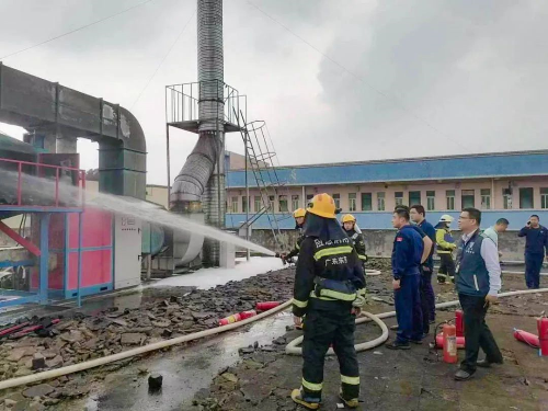 廢氣處理設(shè)施火災(zāi)救援現(xiàn)場